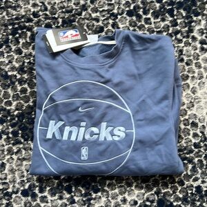 NWT Knicks sweatshirt men’s size small